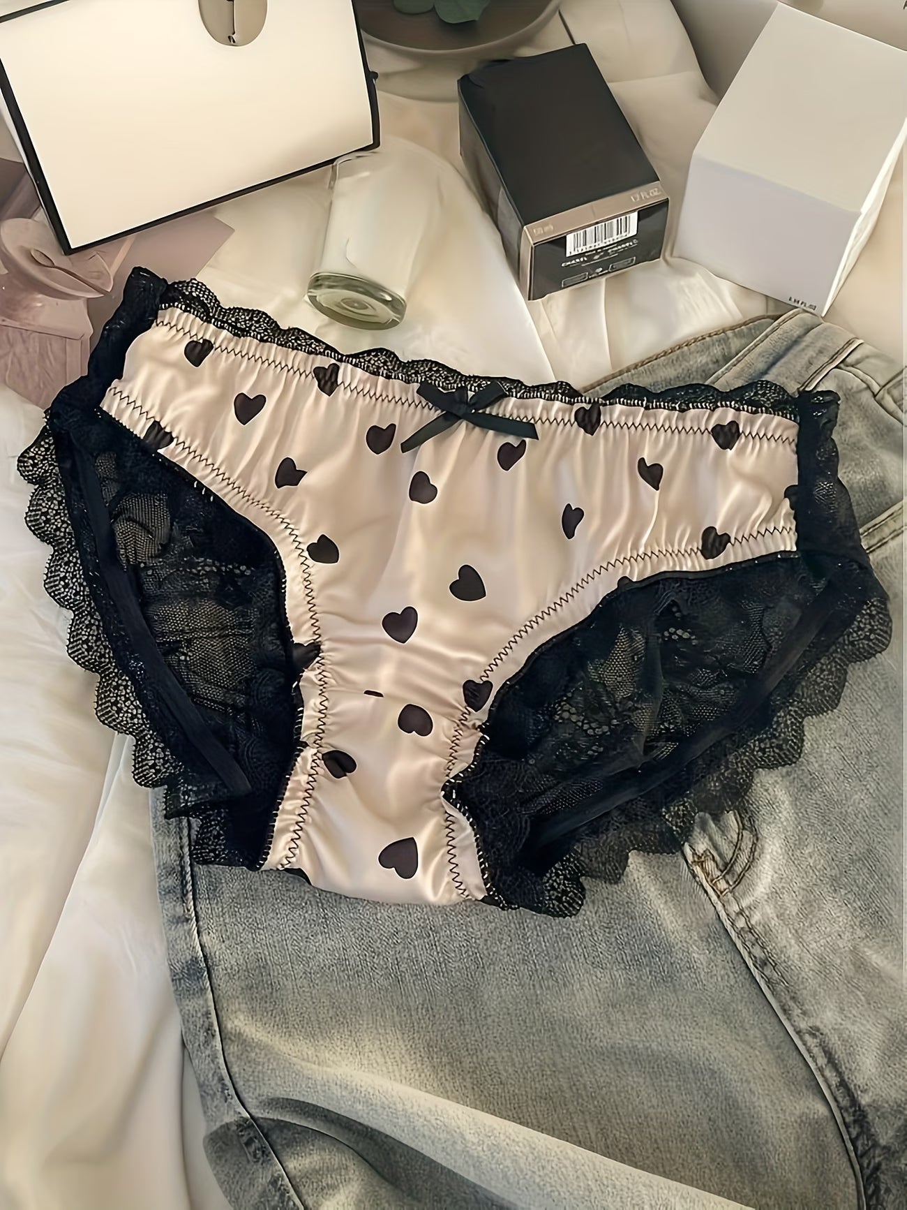 Women’s Premium Seamless Panties | Ultra-Soft Breathable Mid-Waist Stretch Underwear for Everyday Wear( pack 3 )